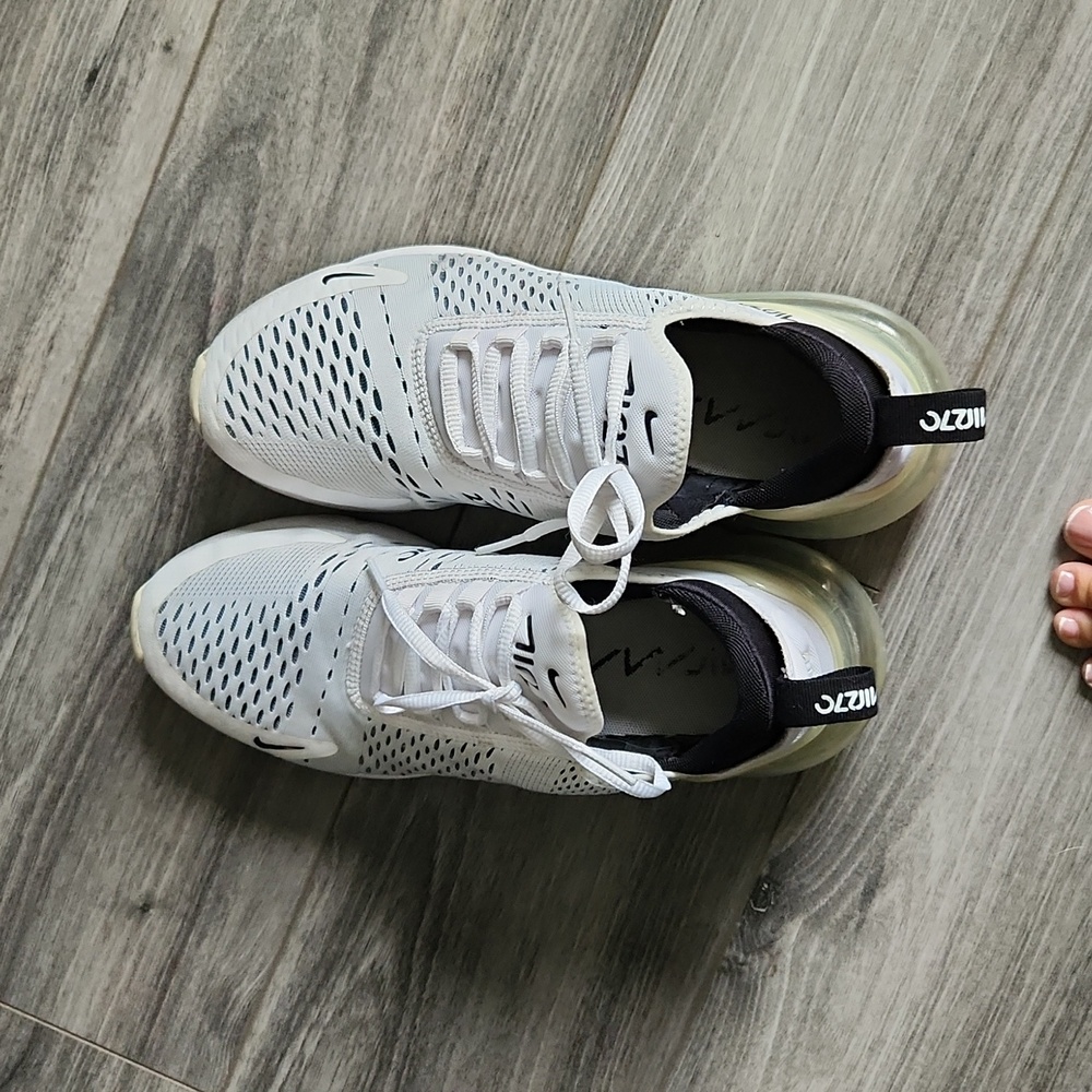 Nike air 270